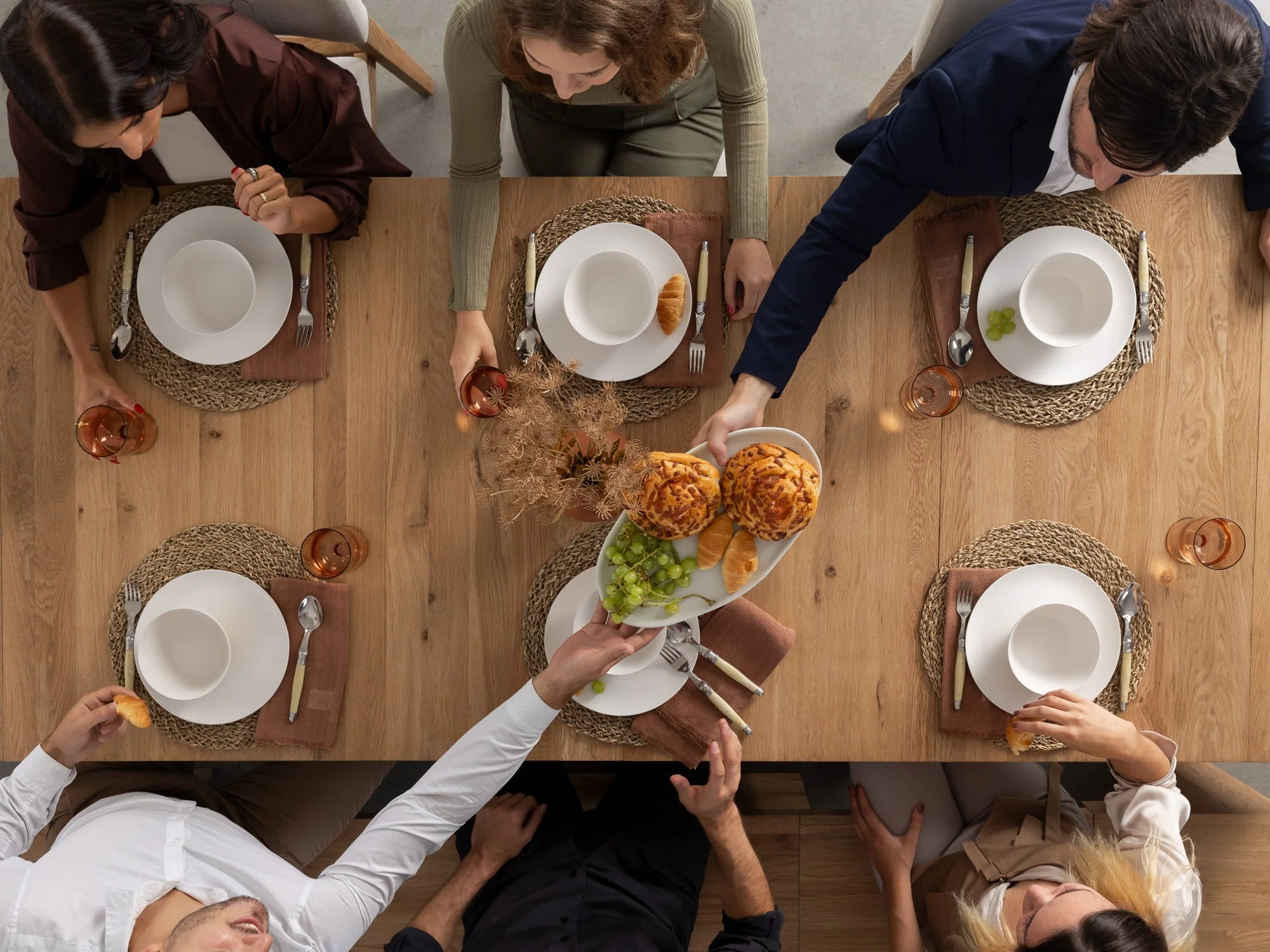 Dining Set - The Family - Image 36